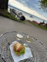 Fischsemmel & Wein